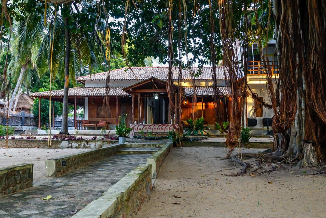 Red Coral Kitesurfing Resort Kalpitiya Buitenkant foto