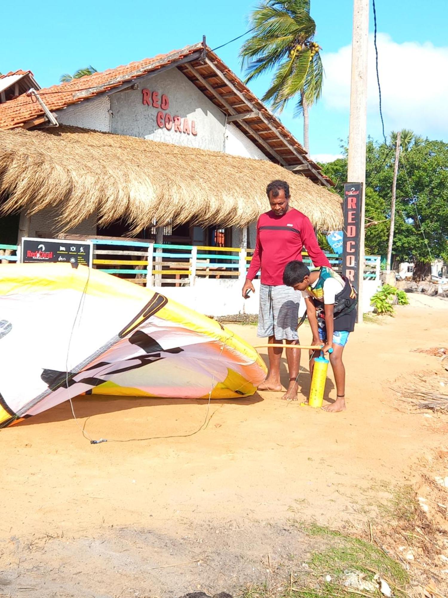 Red Coral Kitesurfing Resort Kalpitiya Buitenkant foto