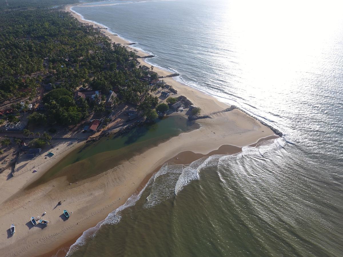 Red Coral Kitesurfing Resort Kalpitiya Buitenkant foto