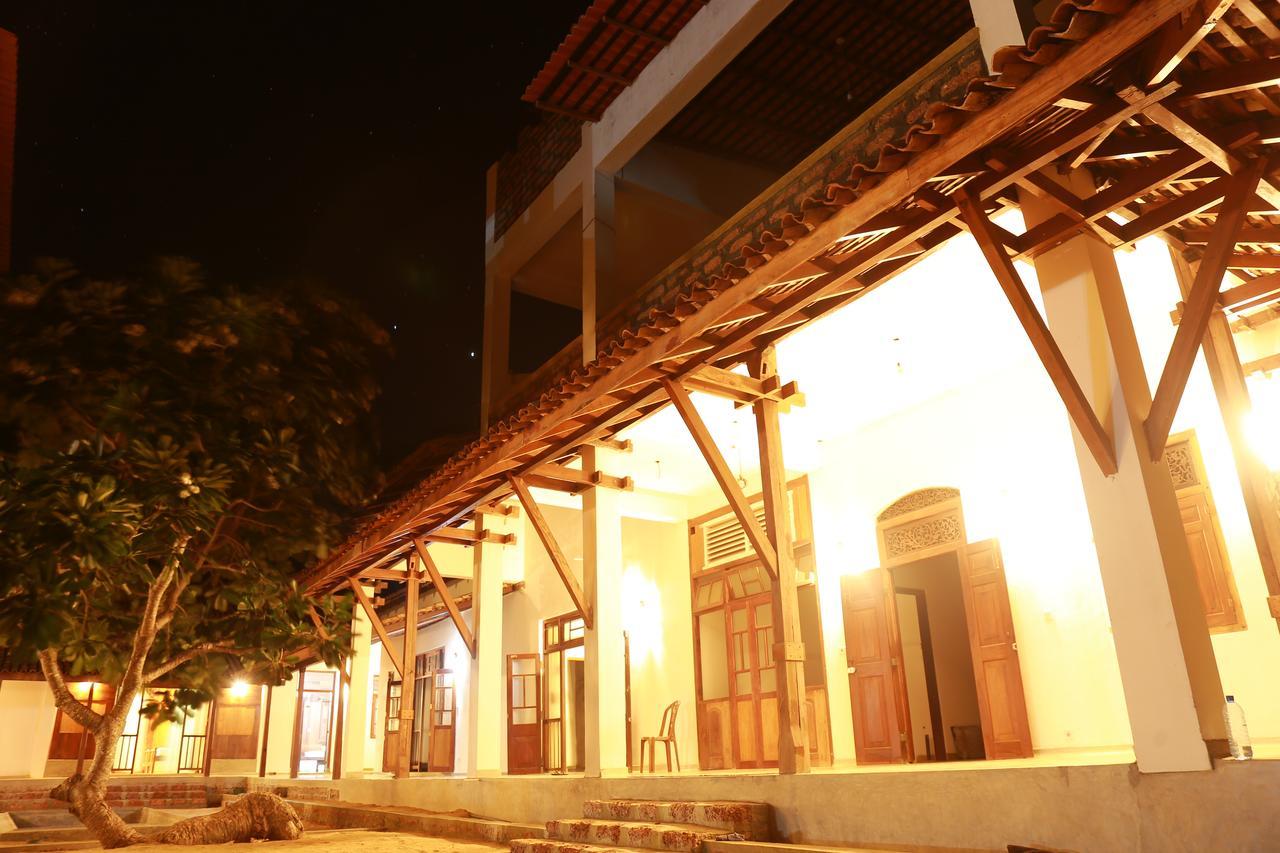 Red Coral Kitesurfing Resort Kalpitiya Buitenkant foto