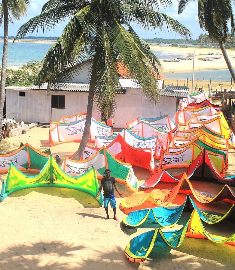 Red Coral Kitesurfing Resort Kalpitiya Buitenkant foto
